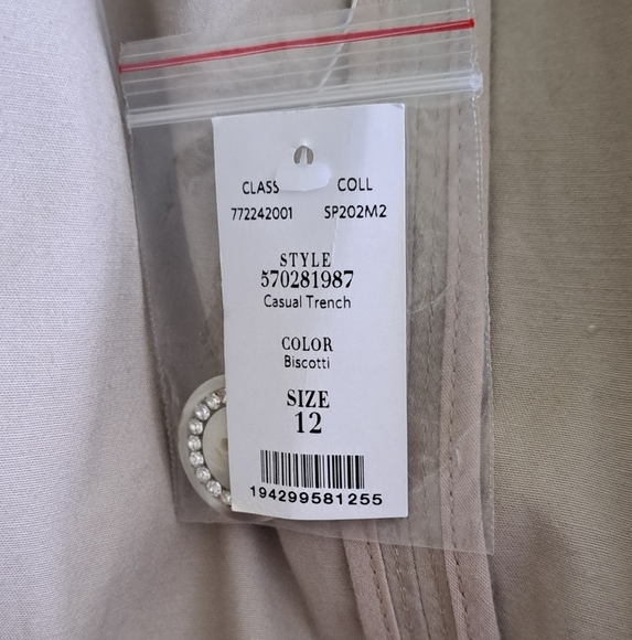 White House Black Market Biscotti Utility Jacket with Belted Waist - Picture 4 of 7